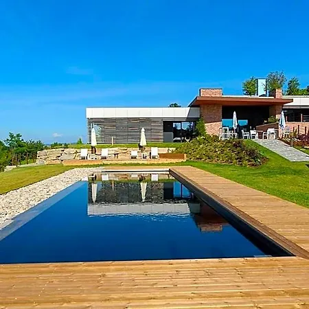 אתר נופש Relais Le Rocche *