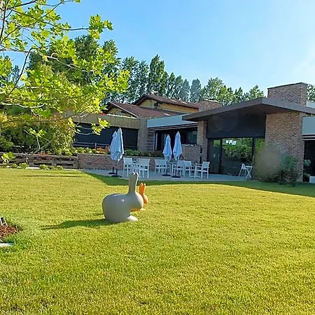 אתר נופש Relais Le Rocche לה מורה