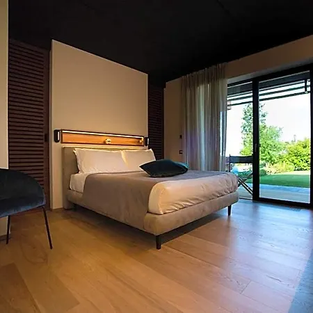 Relais Le Rocche * לה מורה