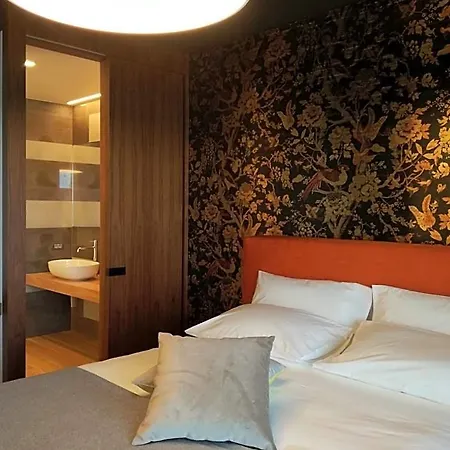 Relais Le Rocche * לה מורה