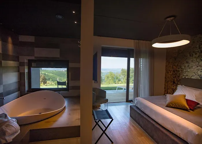 Relais Le Rocche Rezort *