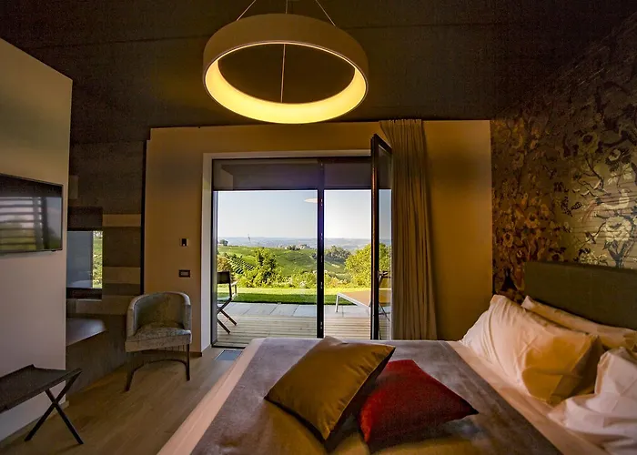 Relais Le Rocche La Morra